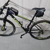 Trek Superfly 6 + Casco, Abbigliamento e Acc