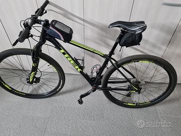 Trek Superfly 6 + Casco, Abbigliamento e Acc