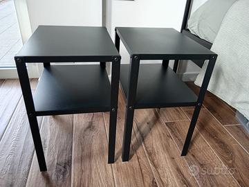 Comodini_Tavolini in metallo nero 