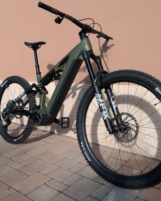 E-MTB full suspension
