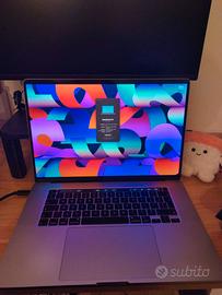 MacBook Pro i9 / 16 GB RAM / 500 GB SSD