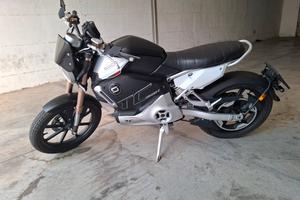 Moto elettrica Super Soco TC MAX  2022