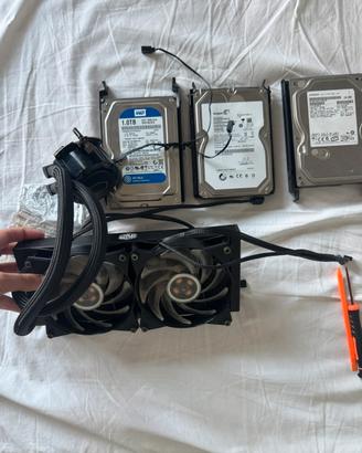 Case cooler master e dissipatore a liquido e hdd