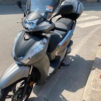 Honda sh 300