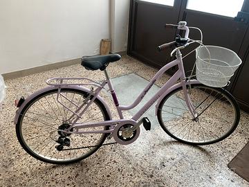 Bicicletta da donna da passeggio