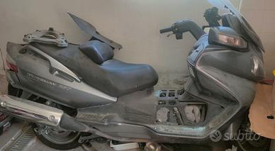 Burgman 650 pezzi di ricambio