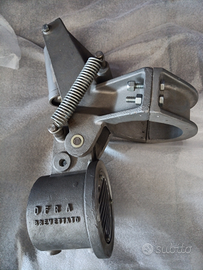 Parascintile con cerniere