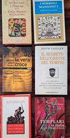 Libri esoterismo, ufo, religione stock