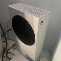 XBOX serie S utilizzata pochissimo