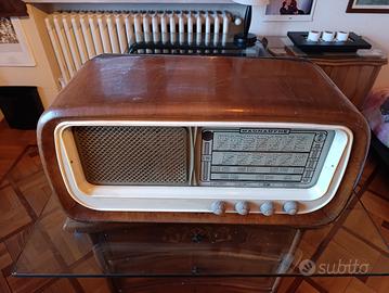 Radio epoca Magnadyne S96