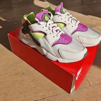 Nike Huarace Yellow neon magenta 45