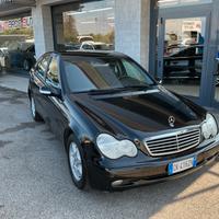 Mercedes-benz C 200 2.1 Diesel