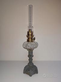 lampada antica ad olio 