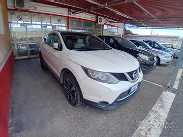 Nissan Qashqai 1.6 dCi 4WD premium