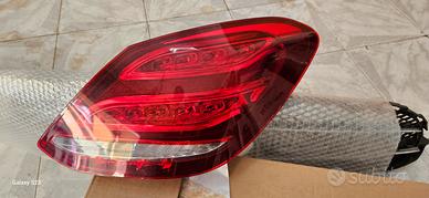 faro posteriore a led mercedes c-class