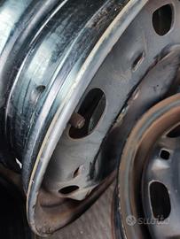 Cerchi in ferro 5 fori da 14 pollici