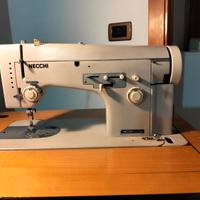 Macchina da cucire a pedale