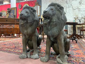 Coppia  leoni in bronzo