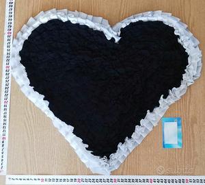 Tappeto cuore bianconero nuovo fatto a mano - mat