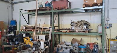 scaffale