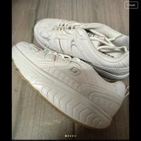 scarpe per camminata sportiva