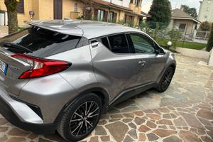 Toyota CHR Non Tratabile