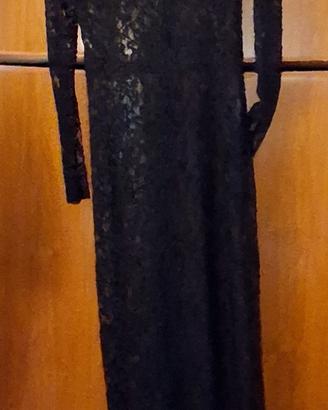 Vestito lungo in pizzo nero
