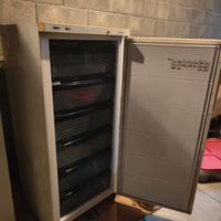 Freezer verticale