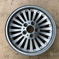 Cerchio in lega 16 pollici BMW 530d 2000