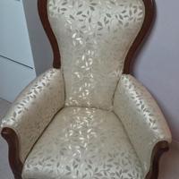 Poltrona stile classico in legno