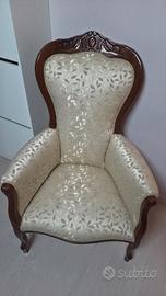 Poltrona stile classico in legno