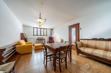 4 LOCALI A BOSCO CHIESANUOVA