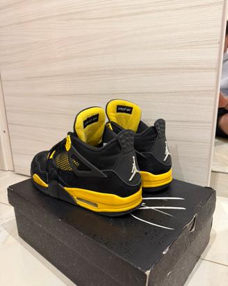 Jordan 4 thunder yellow