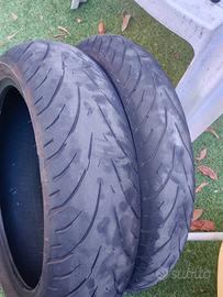 Gomme moto