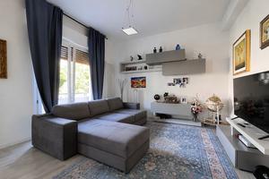 Soluzione ristrutturata con garage, S. Francesco