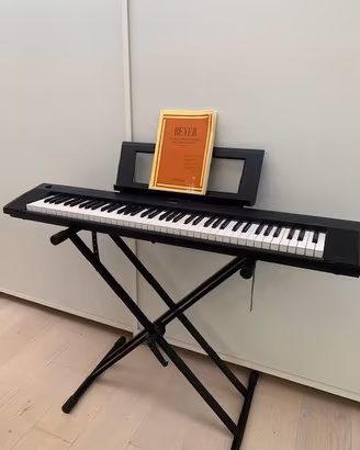 Tastiera Yamaha 76 tasti - Piaggero np-32b