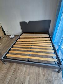 LETTO A 2 PIAZZE CON MATERASSO