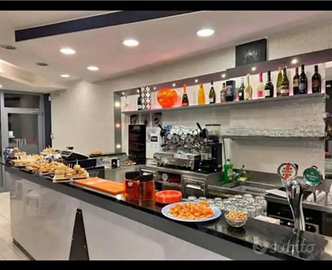 Bar, licenza e arredamento