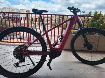 E-bike Grand Canyon on 8 taglia M rossa