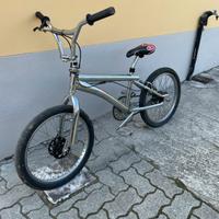 Bicicletta BMX customizzata