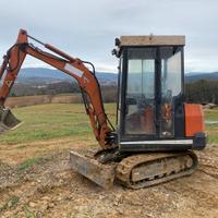 Escavatore 25 quintali funzionante 1991 2 benne