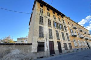 5 LOCALI A SAGLIANO MICCA