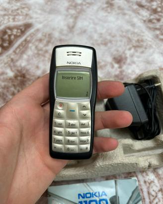 Nokia 1100 Jet Black originale boxato – Vintage