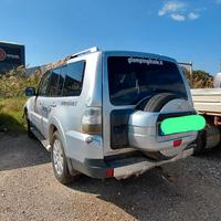 pezzi di ricambio MISTUBISHI PAJERO DEL 2007