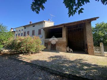 CASA INDIPENDENTE A ISOLA SANT'ANTONIO