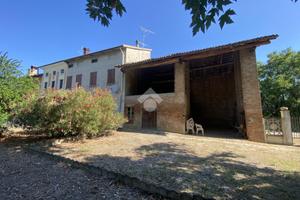 CASA INDIPENDENTE A ISOLA SANT'ANTONIO