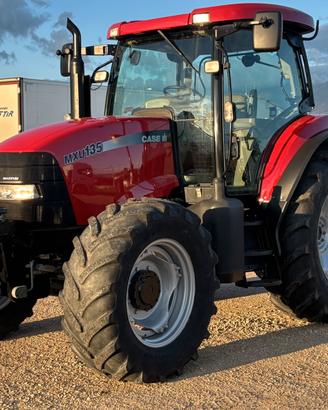 TRATTORE CASE MXU 135