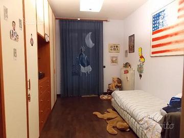 Tende dipinte a mano