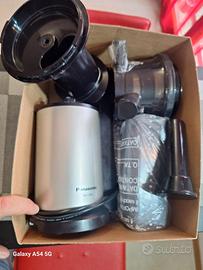 Estrattore di succhi professionale