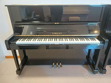 Pianoforte YAMAHA U1-H col. nero